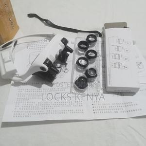 Mechanical Magnifier Glasses - thumbnail 2