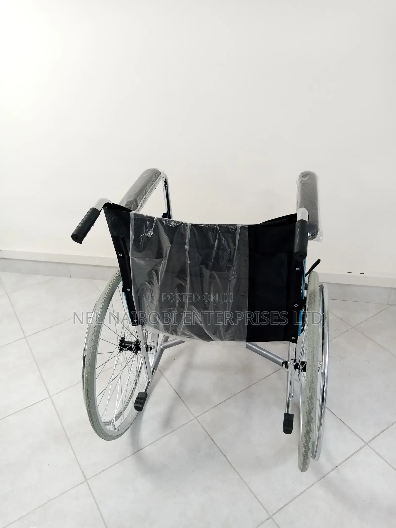Standard Wheelchair (809)