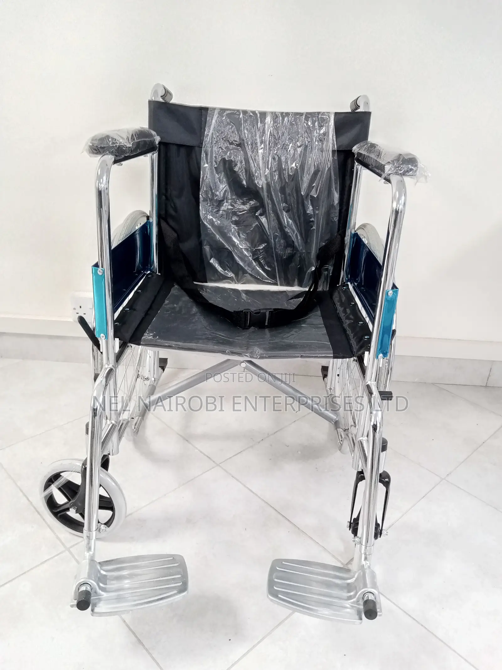 Standard Wheelchair (809)