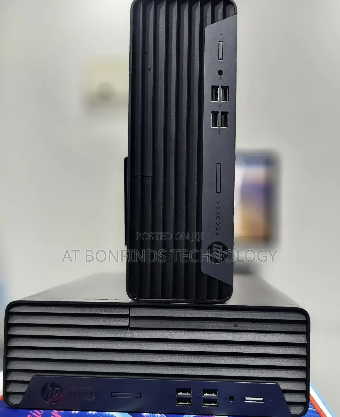 Desktop Computer HP ProDesk 400 8GB AMD Ryzen 5 SSD 256GB