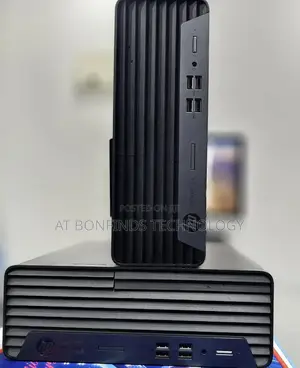 Desktop Computer HP ProDesk 400 8GB AMD Ryzen 5 SSD 256GB