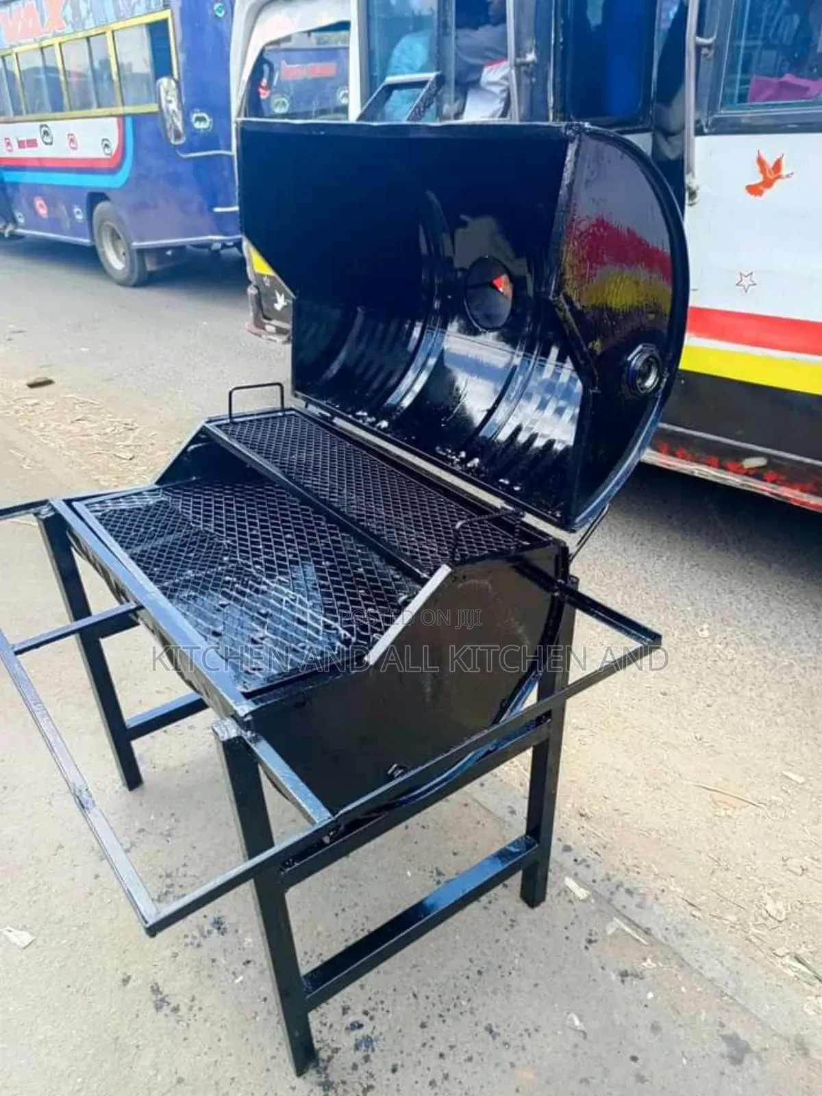 Cylindrical Mild Steel BBQ Grill