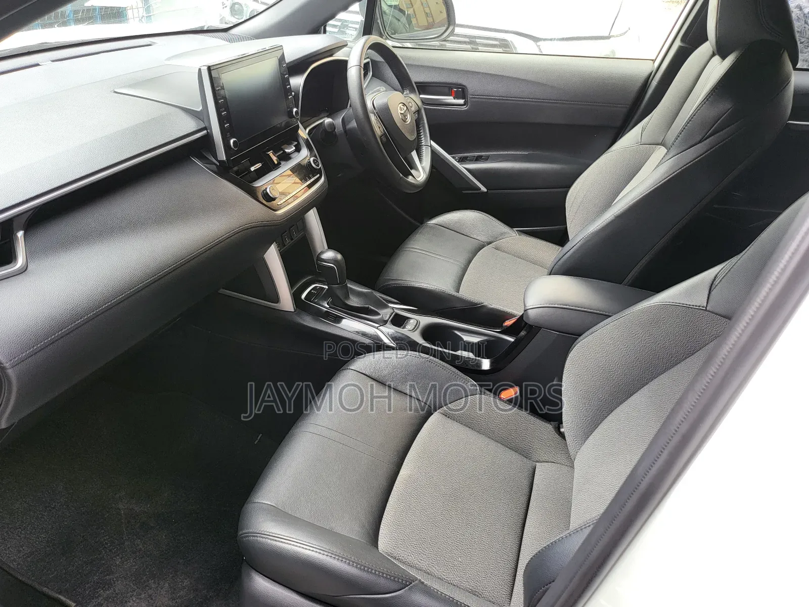 Toyota Corolla Cross 2022 White