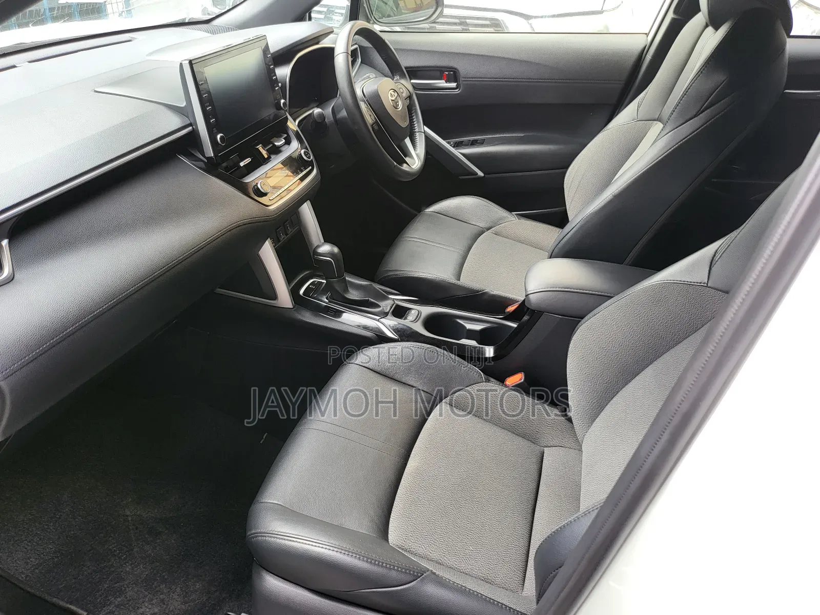 Toyota Corolla Cross 2022 White