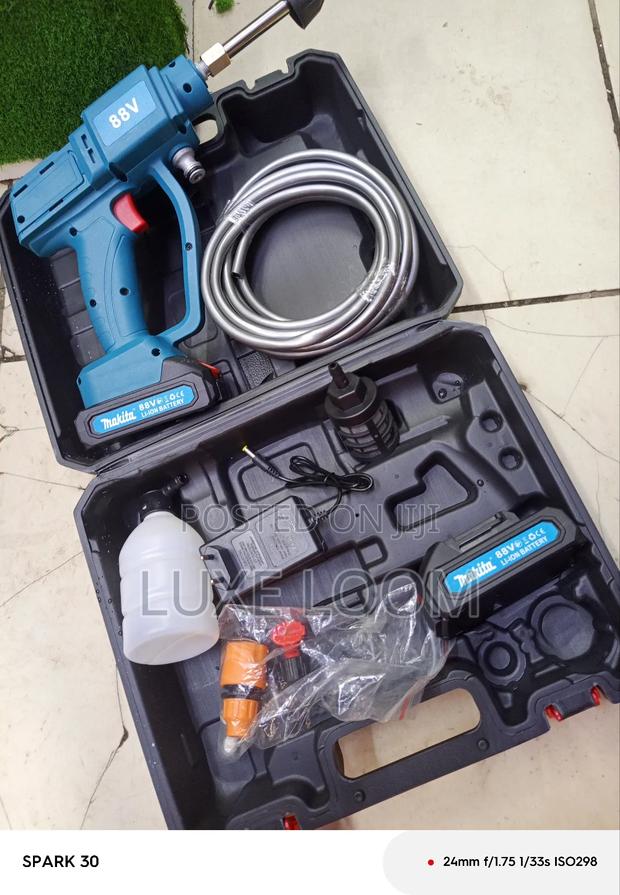 Makita 88v Cordless High Pressure Washer Machine