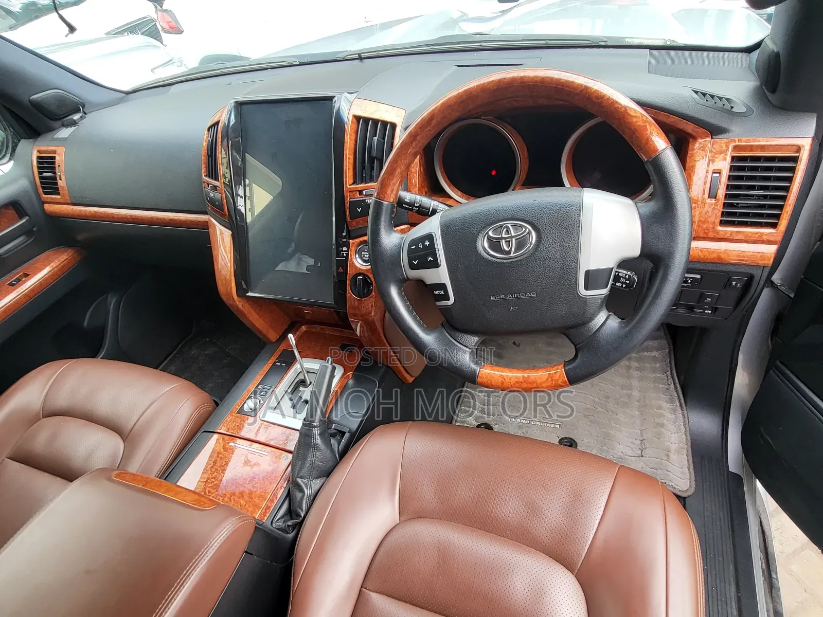 Toyota Land Cruiser 2016 Silver