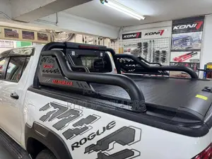 Lockable With Vehicle Tailgate and Cover.