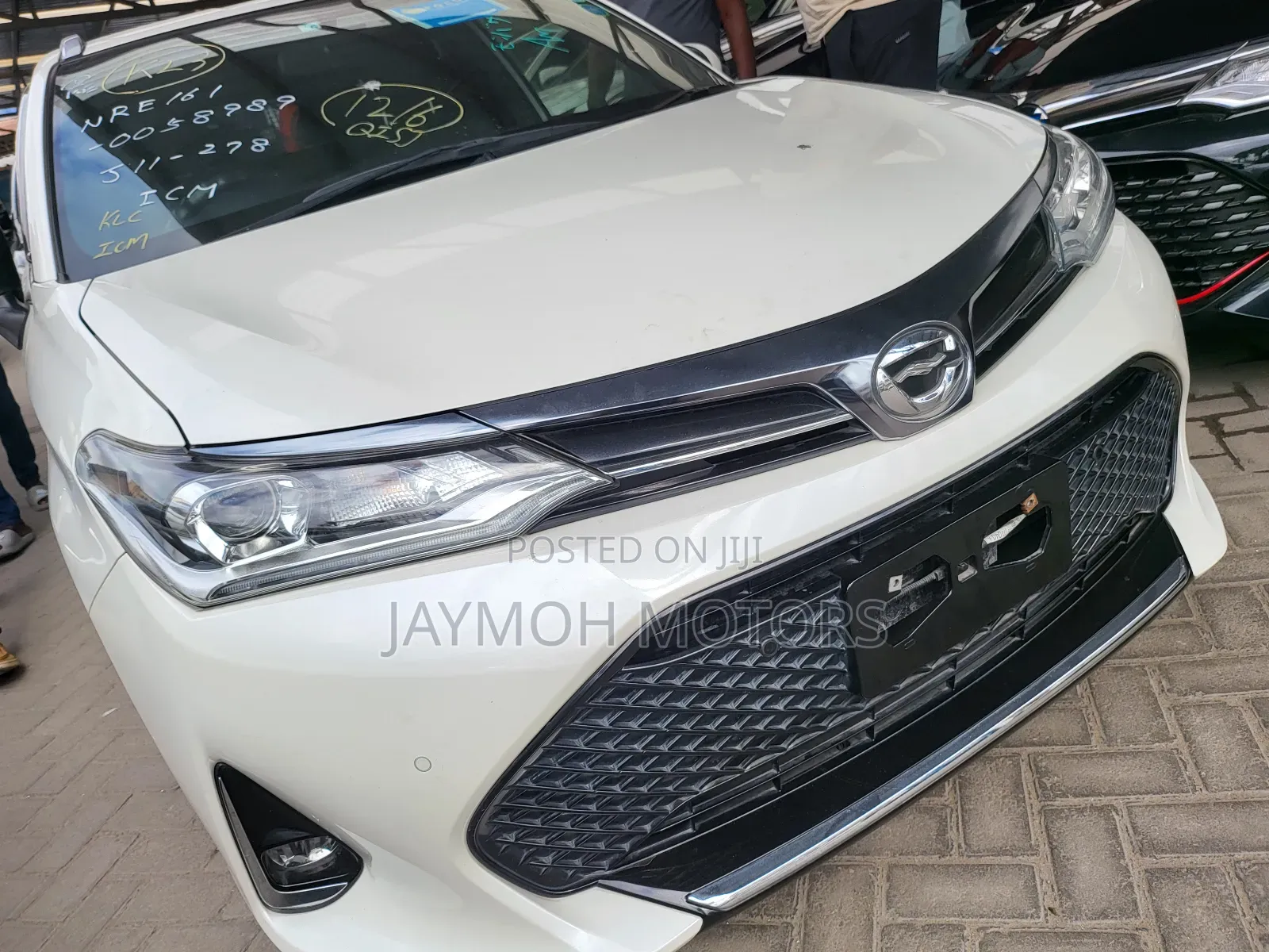 Toyota Corolla Fielder 2018 White