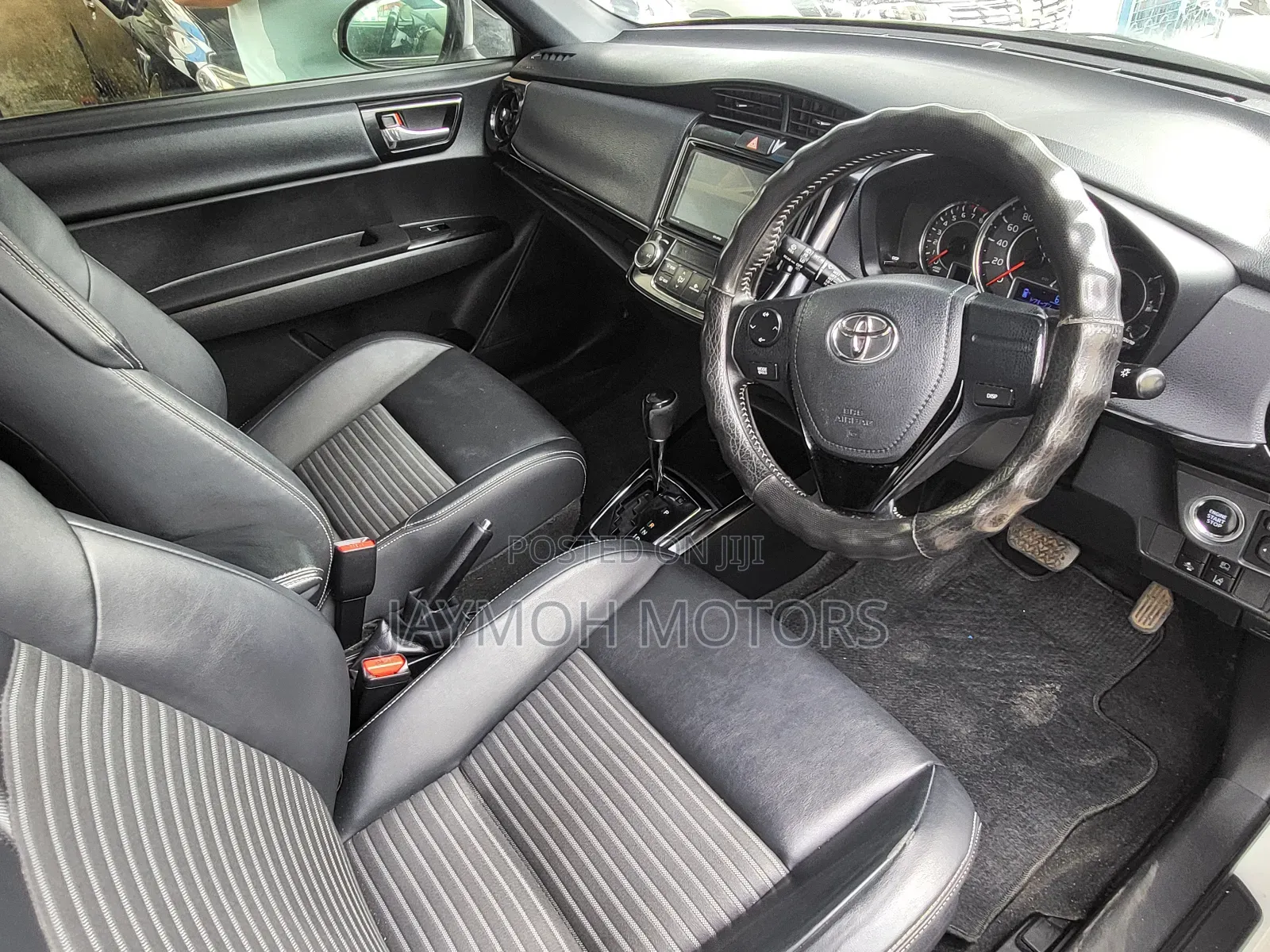 Toyota Corolla Fielder 2018 White