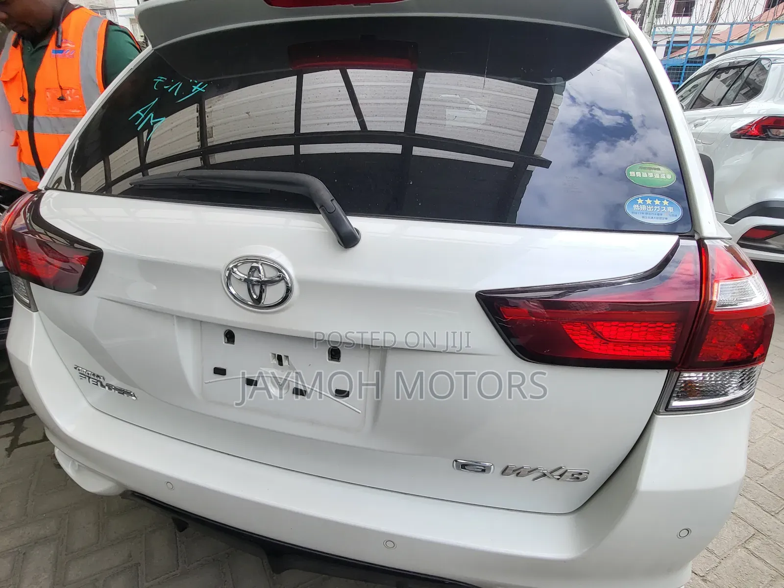 Toyota Corolla Fielder 2018 White