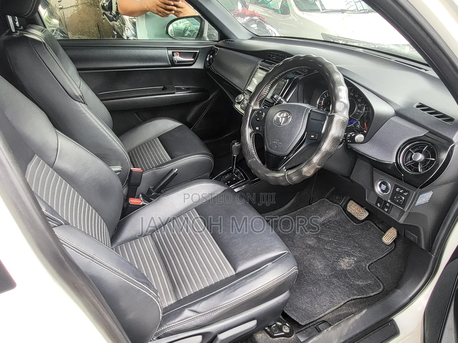 Toyota Corolla Fielder 2018 White