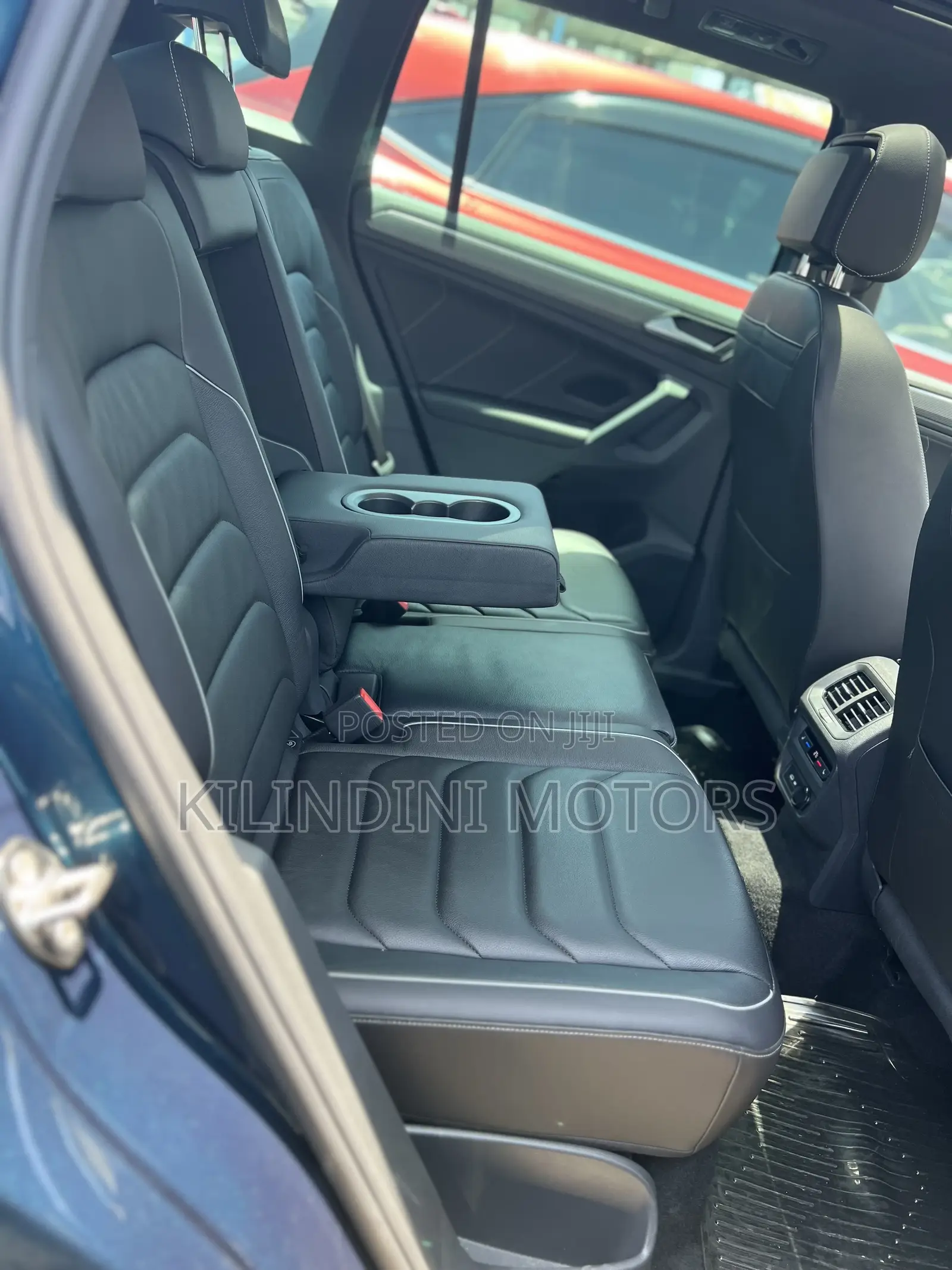 Volkswagen Tiguan 2022 Blue