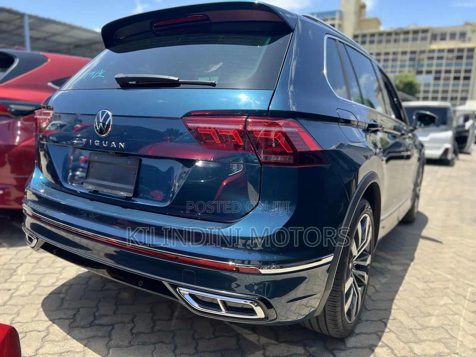 Volkswagen Tiguan 2022 Blue