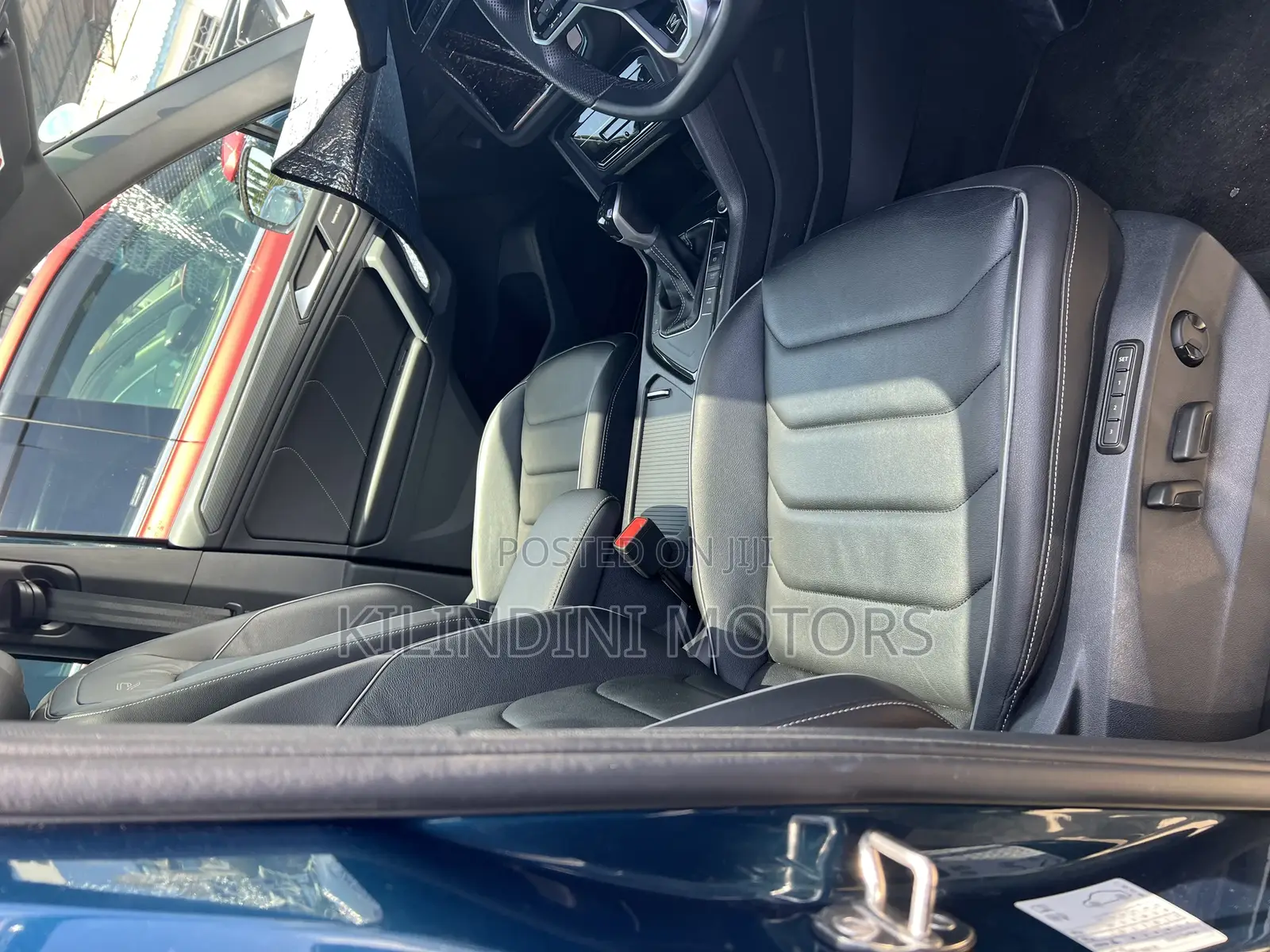 Volkswagen Tiguan 2022 Blue