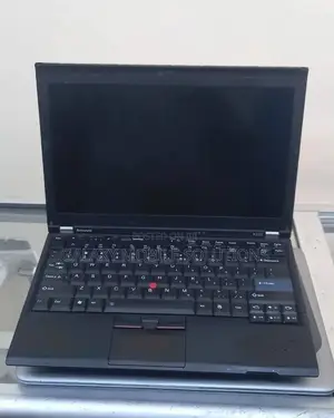 Laptop Lenovo ThinkPad X220 4GB Intel Core i5 HDD 320GB