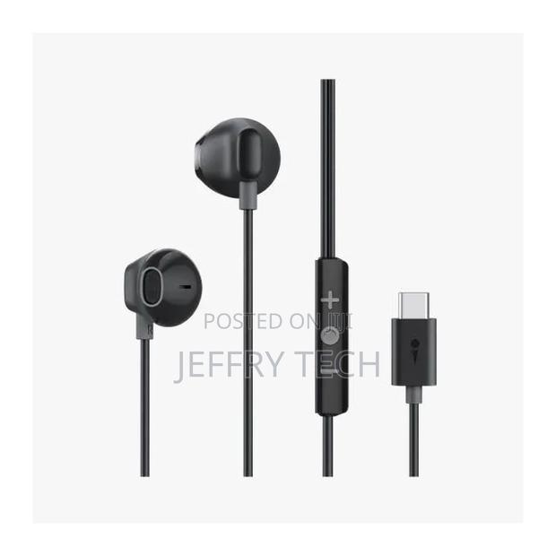Oraimo Type-C Half in-Ear Wired USB C in-Ear Wired Earphone
