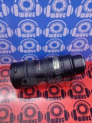 Nikon 70-200 F.2.8 Lens With All Caps and Hood