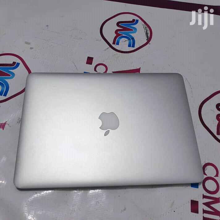 Laptop Apple MacBook Pro 8GB Intel Core I5 SSD 256GB