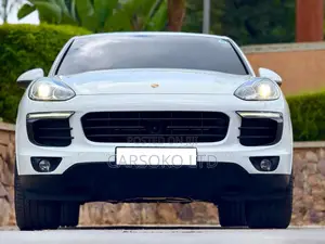 Porsche Cayenne Platinum Edition AWD 2018 White