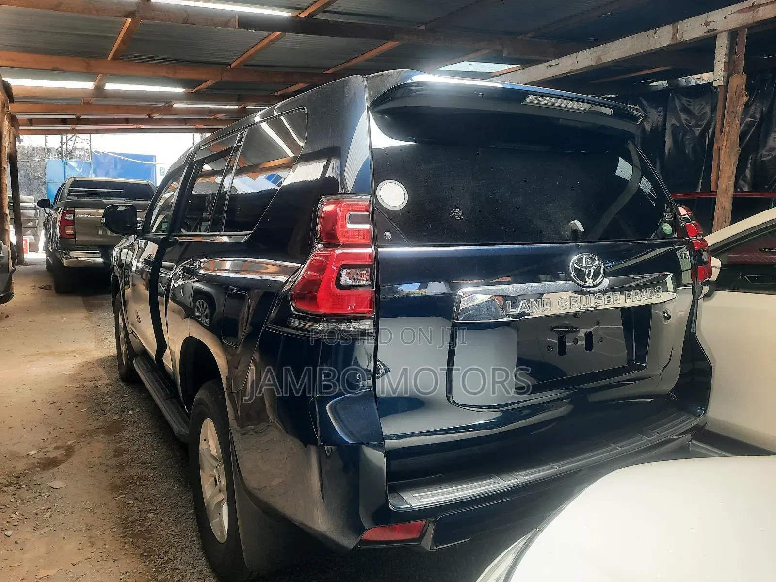 Toyota Land Cruiser Prado 2.8 2018 Blue