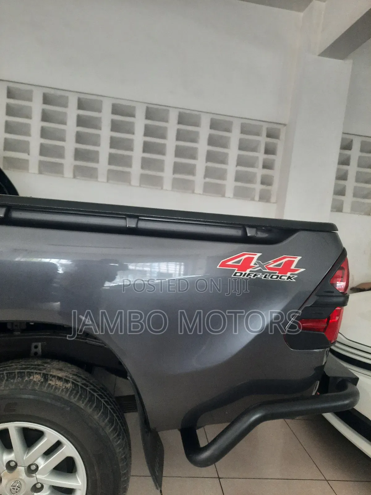 Toyota Hilux 2018 Gray