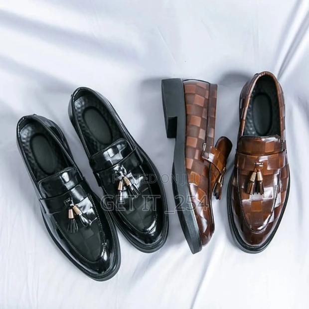 Tassel Slip-on Loafers
Sizes: 40-46