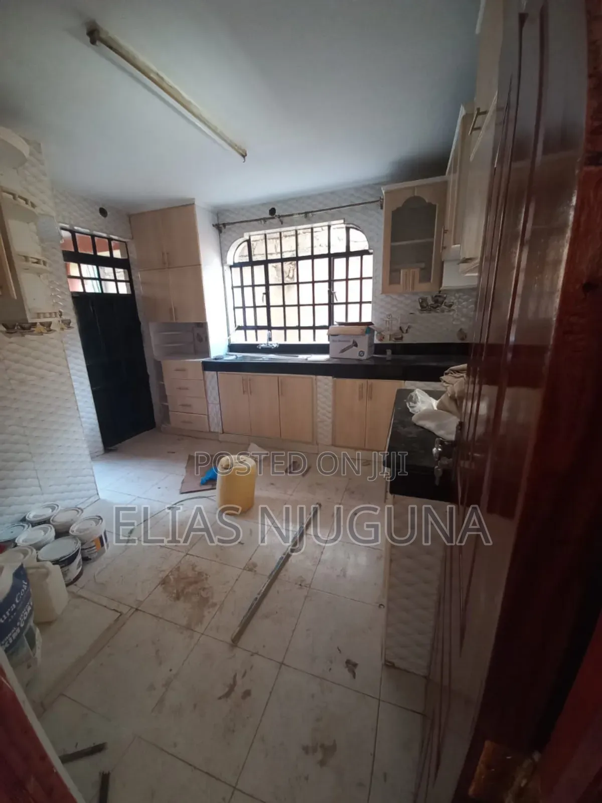 4bdrm Maisonette in Membley K.U for rent