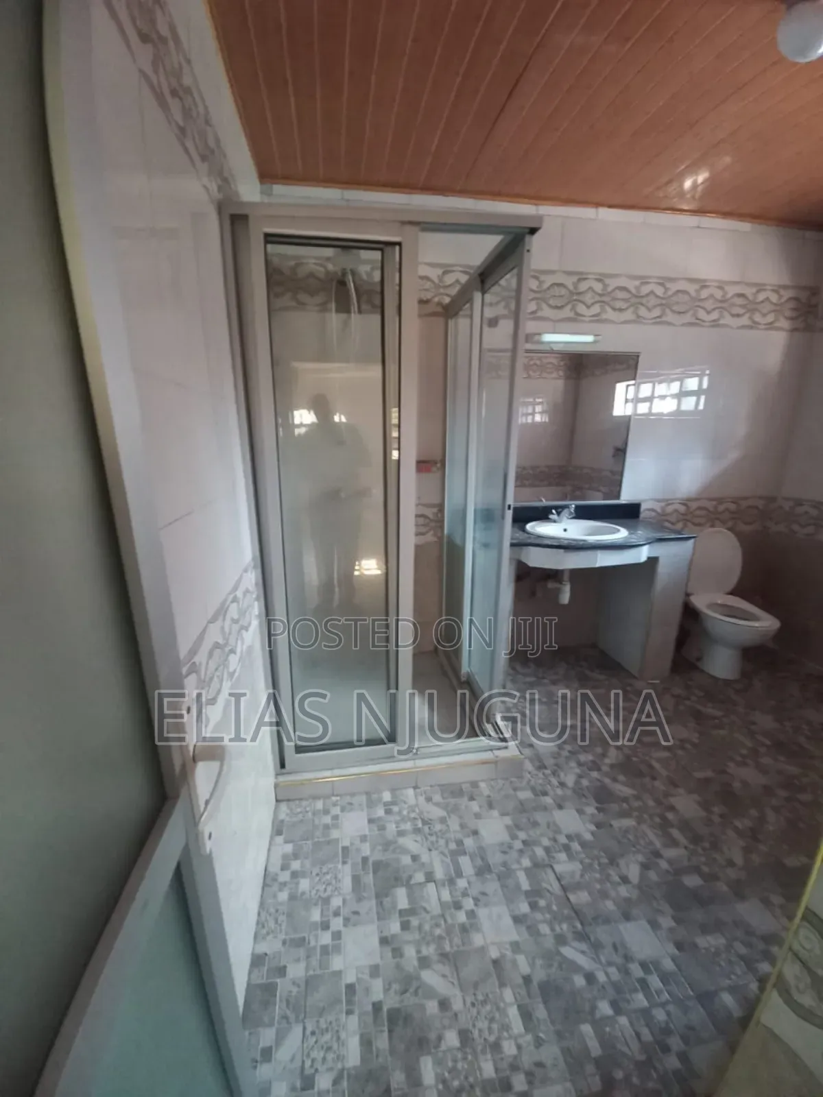 4bdrm Maisonette in Membley K.U for rent
