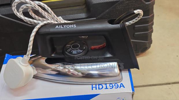 Ailyons HD199A Dry Iron 1000W