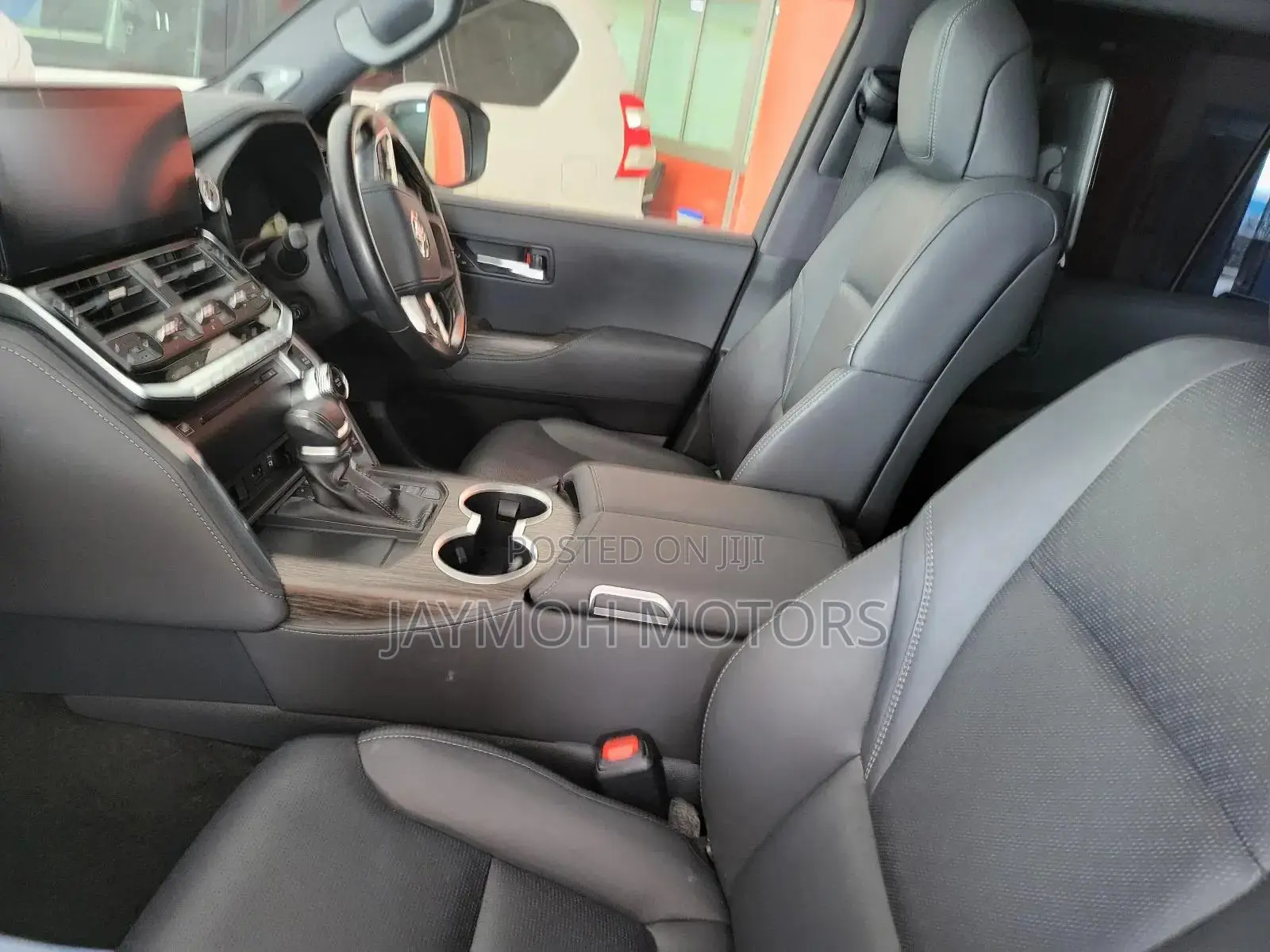 Toyota Land Cruiser 2023 White