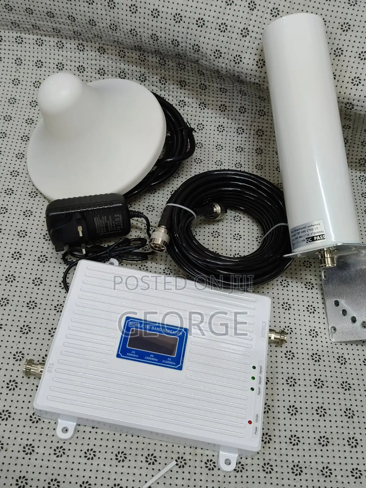 Exclusive Triband GSM Signal Booster 3G 2G 4G