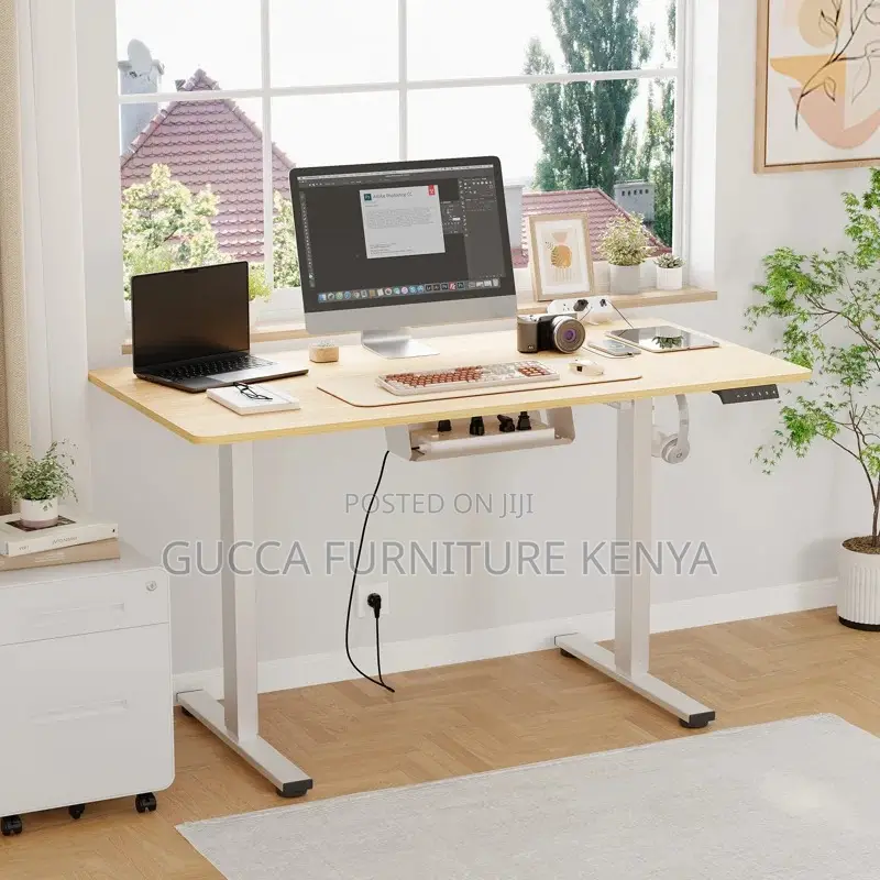Office Tables:1.4 Meters Modern Flexi-Height Standing Desk