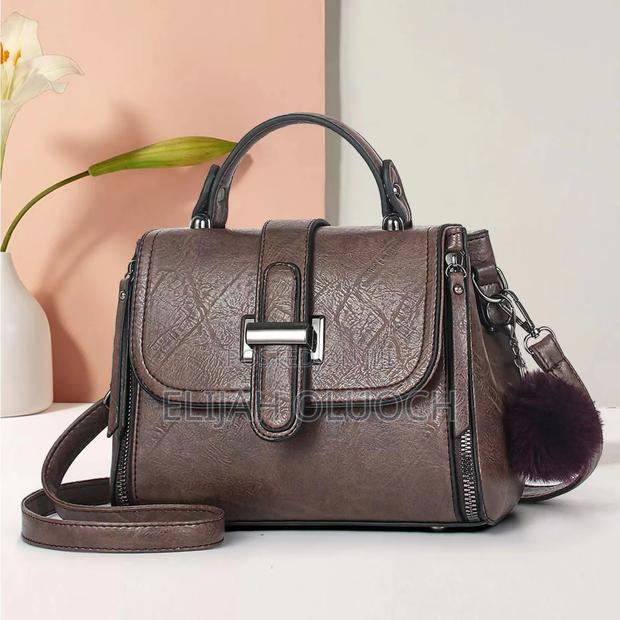 Pure Leather Shoulder Bag - thumbnail 3