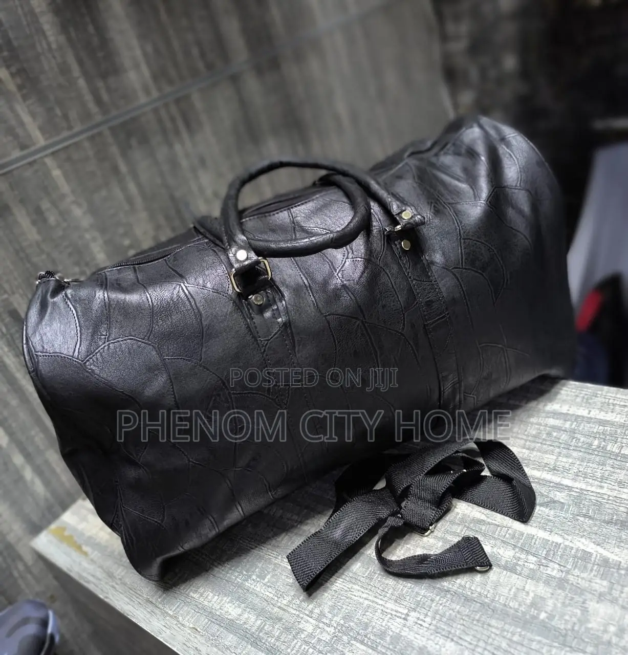 Available Quality Leather Travel/Duffel Bags in Stock
