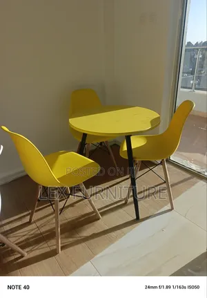 3yellow Eames Chair and Dinning Table