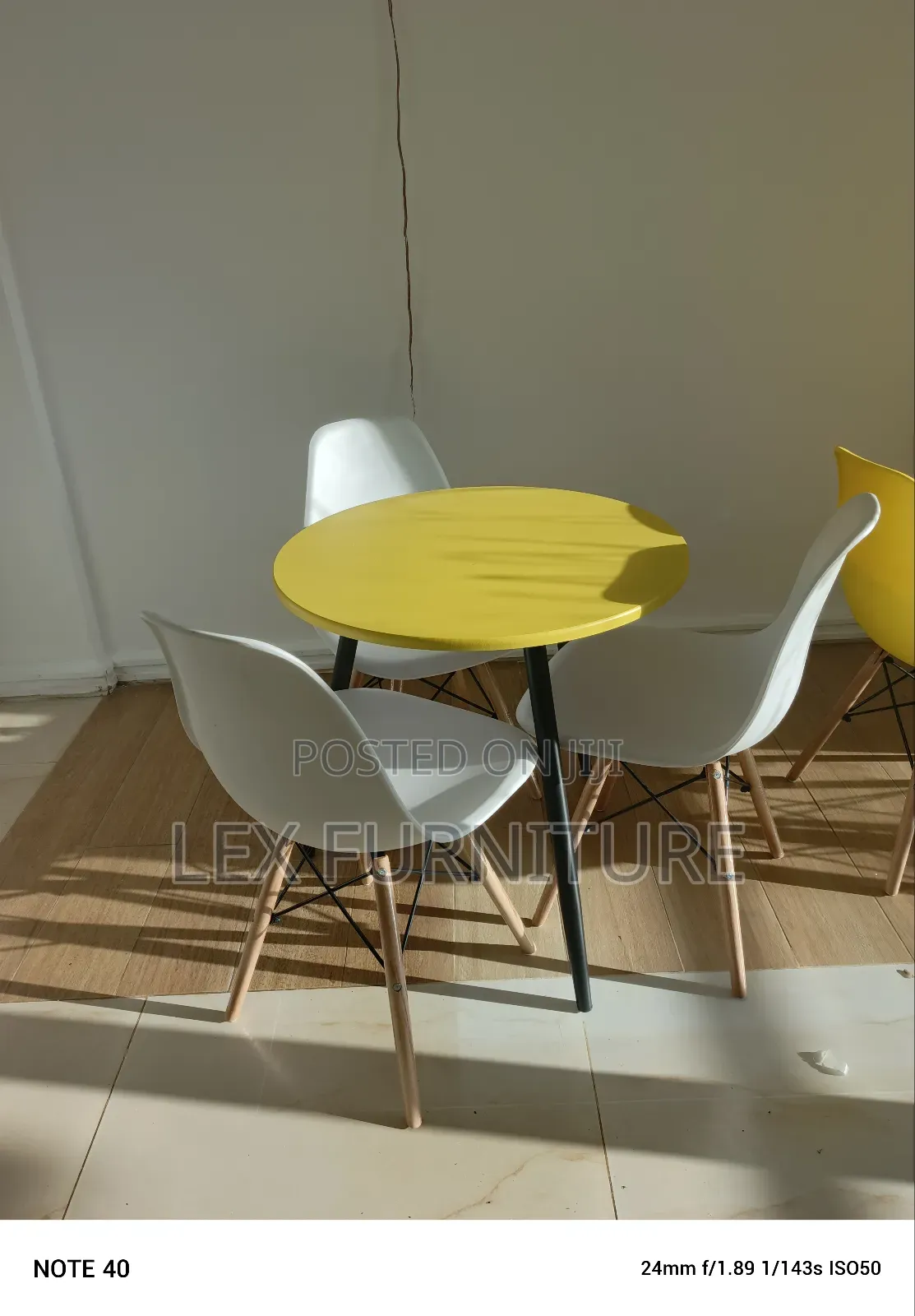 3white Eames Chair Plus Dinning Table