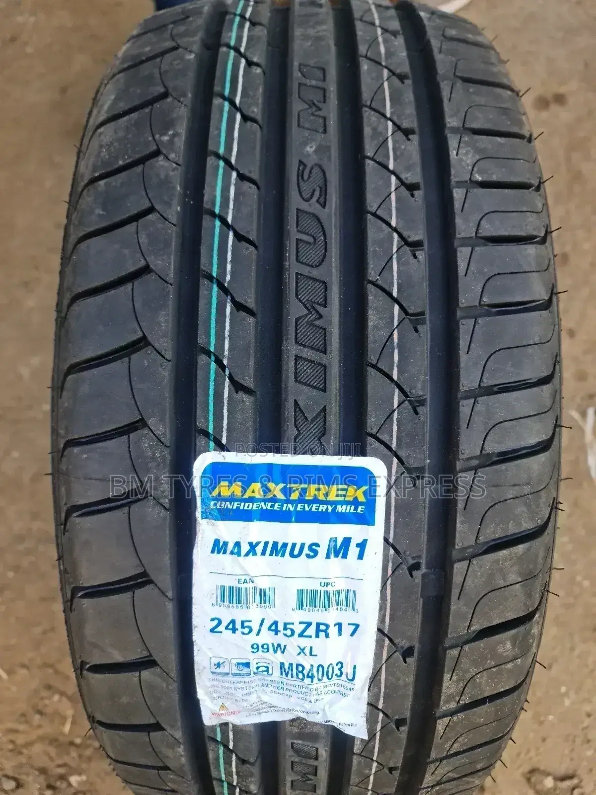 245 /45 R17 MAXTREK (Highway)