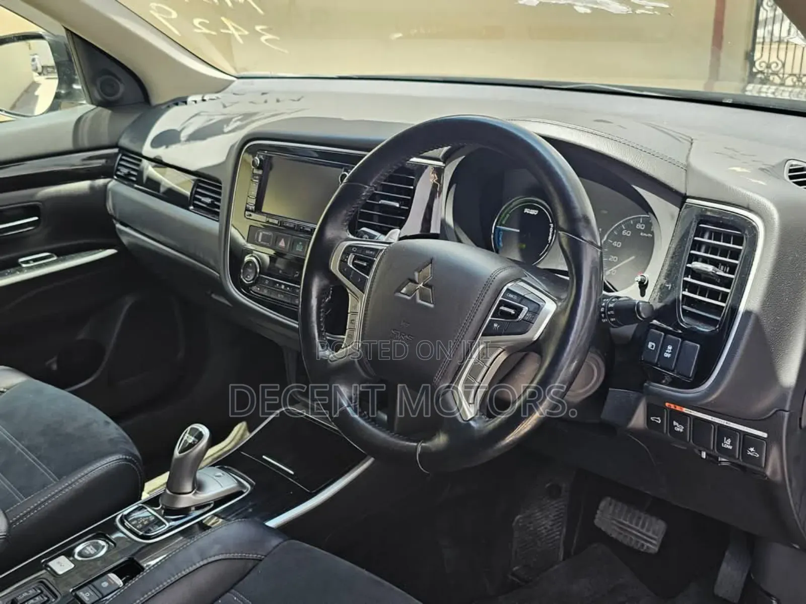 Mitsubishi Outlander 2.0 PHEV AWD 2018 Black