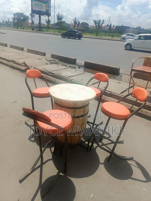 High Bar Chairs Set Orange Chairs With Barrel Table ,