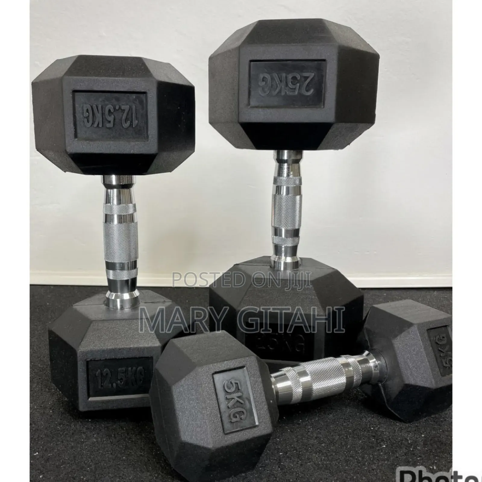 *Hexagon Dumbbell
7.5kg .