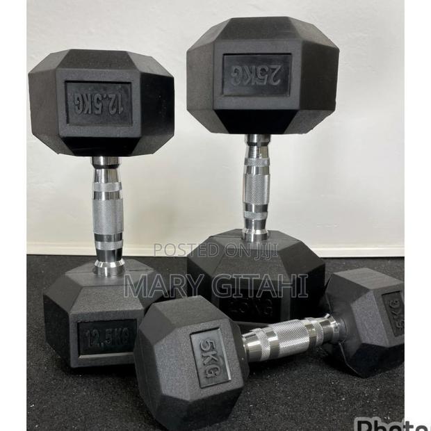 *Hexagon Dumbbell
7.5kg .