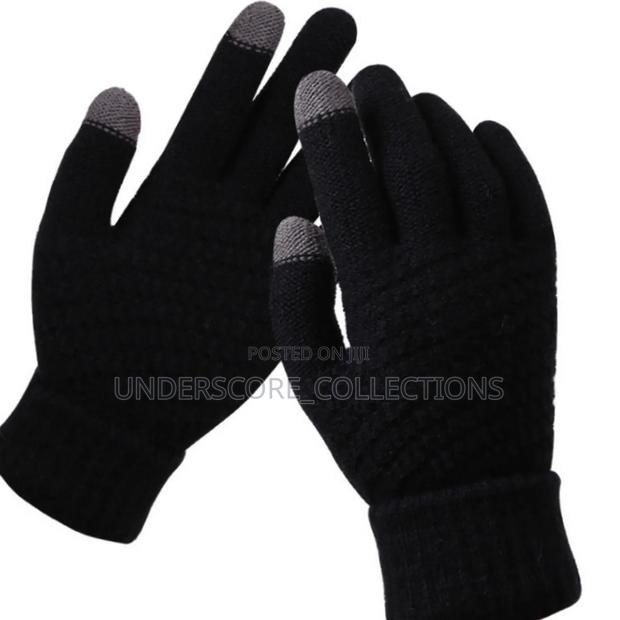 Black Unisex Winter Gloves - thumbnail 2