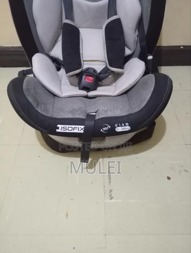 Baby Car Seat - thumbnail 3