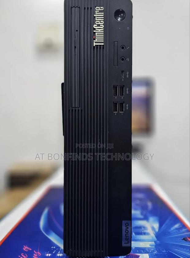 Desktop Computer Lenovo ThinkCentre M700 16GB Intel Core I5 SSD 256GB - main view