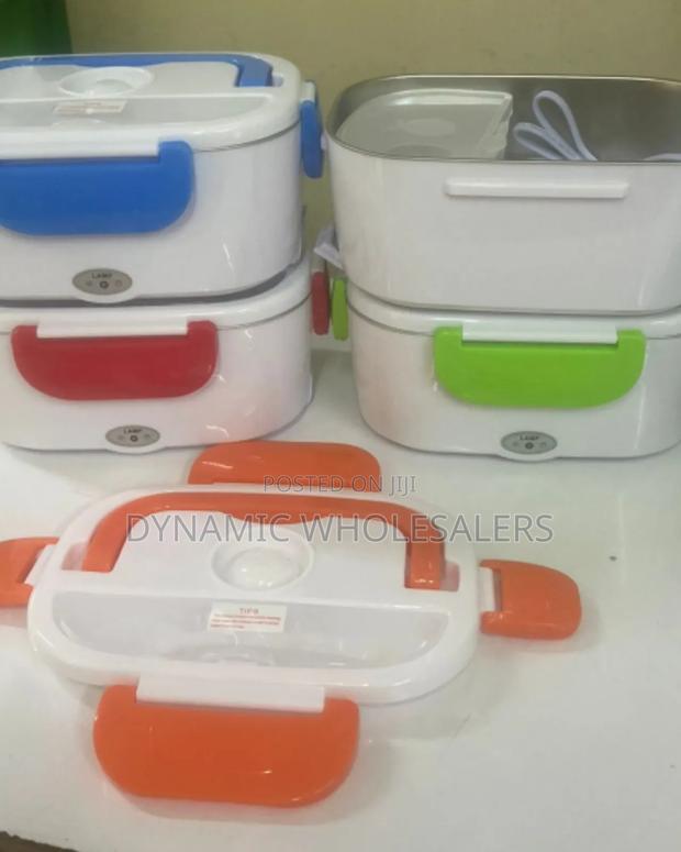 Electric Heated Lunch Box Food Warmer With Partitions.