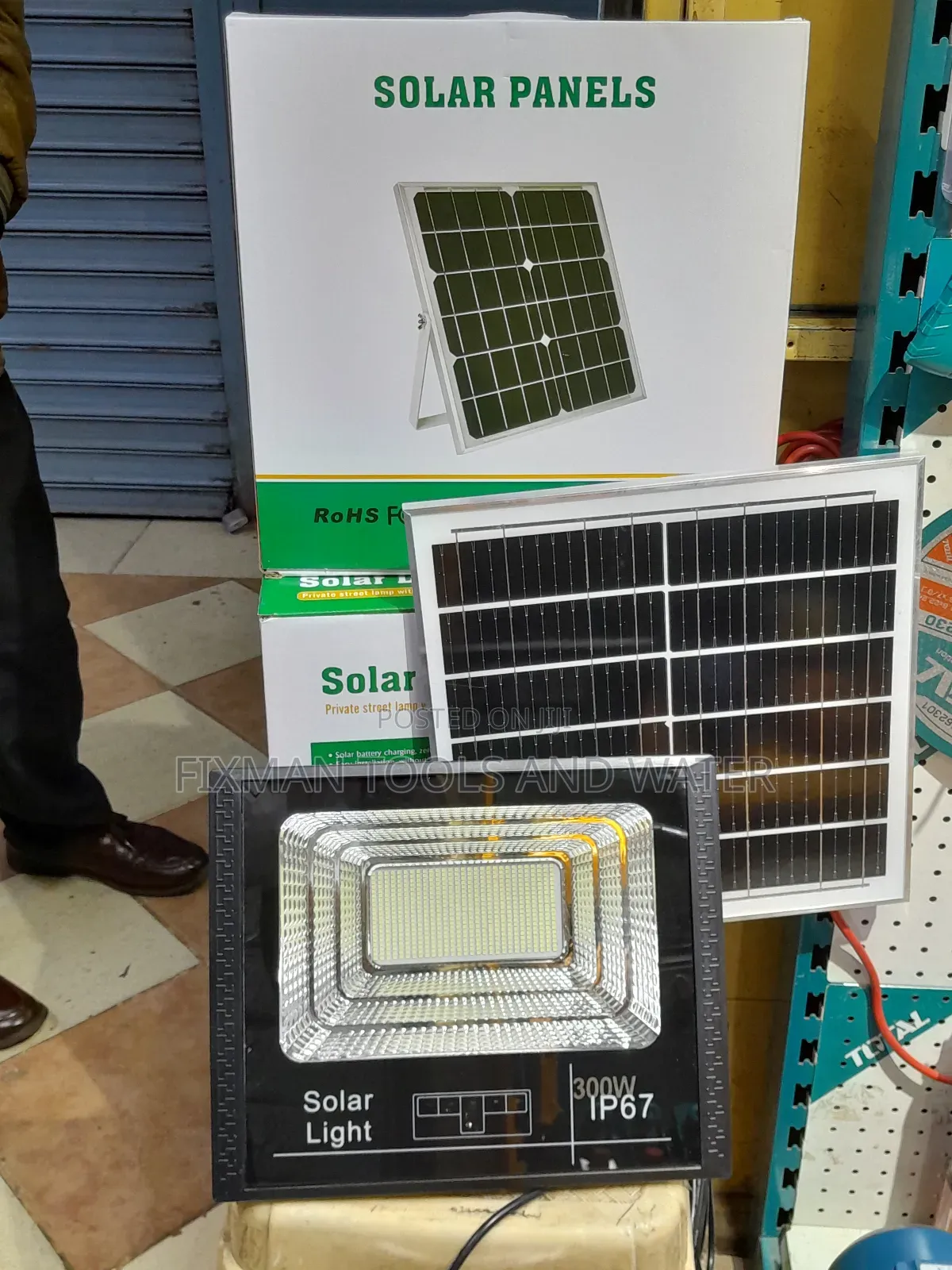 New Solar Flood Lights 300 Watts Sensor And Remote