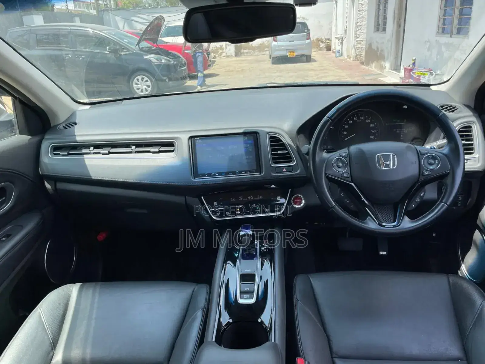 Honda Vezel 2018 Pearl
