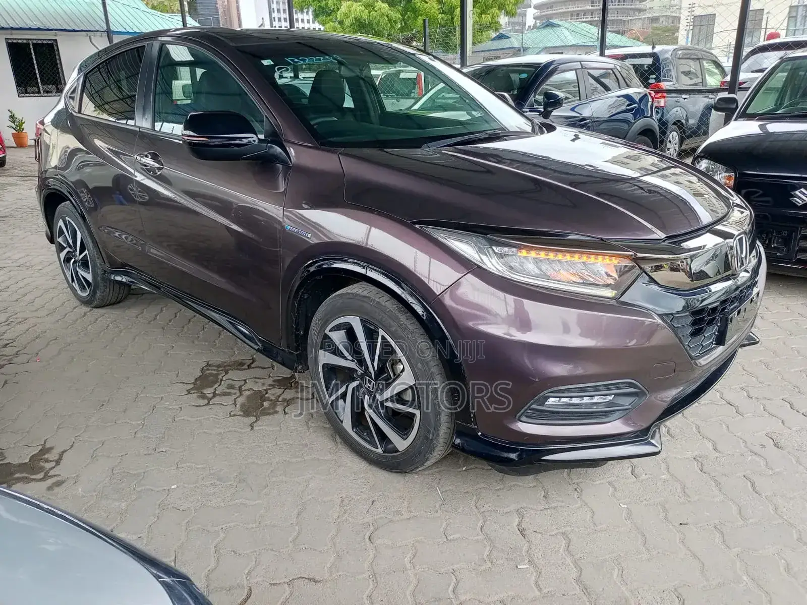 Honda Vezel 2017 Burgundy