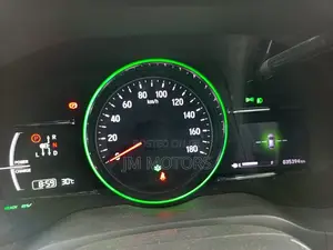 Honda Vezel 2017 Burgundy