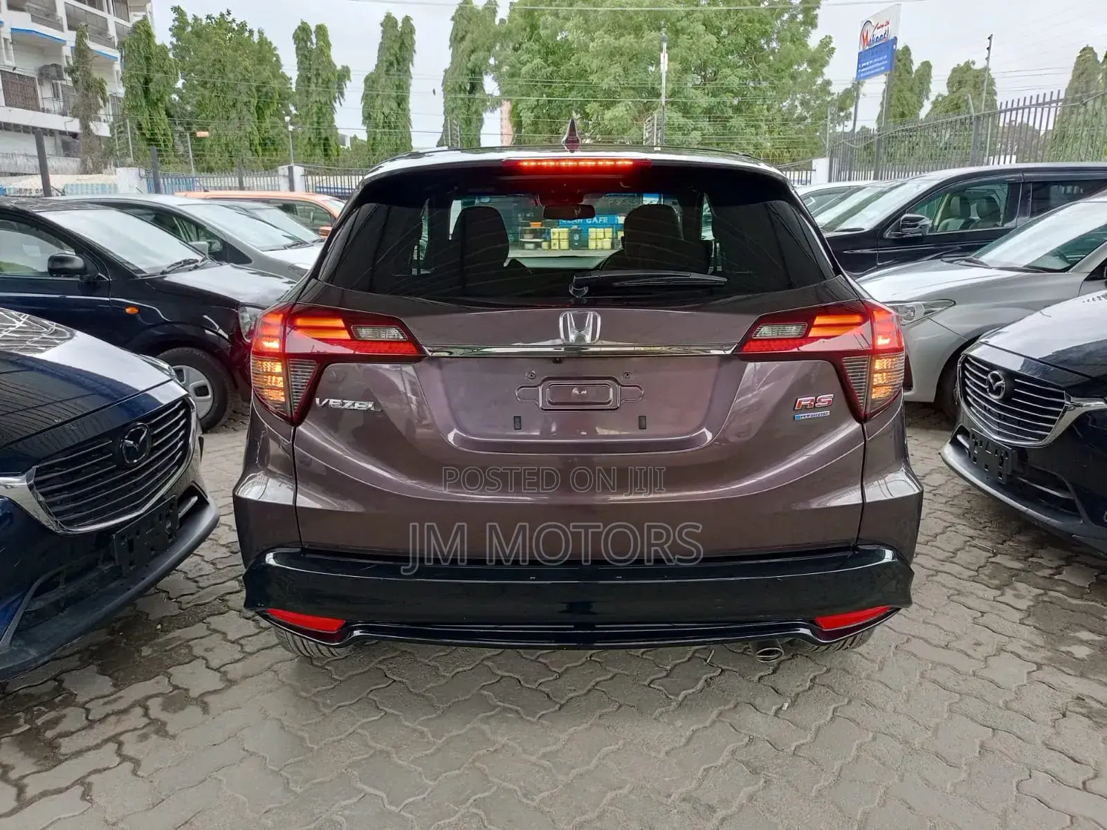 Honda Vezel 2017 Burgundy